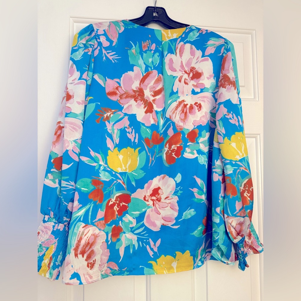 ✨ Blue Jade Floral Fame Tie-Neck Top – Vibrant Floral Print – Boho Chic ✨ - Picture 6 of 6